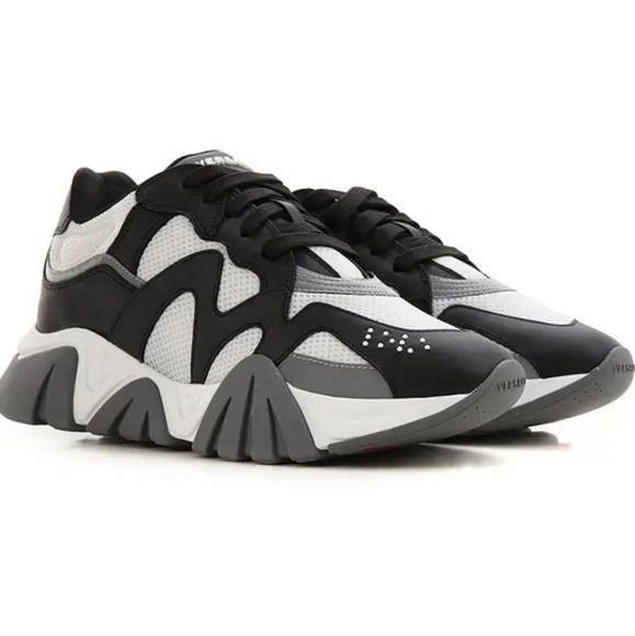 NWT$995 Versace Squalo White Black Chunky Sneakers Sz 44 IT-  11 US - Picture 3 of 16